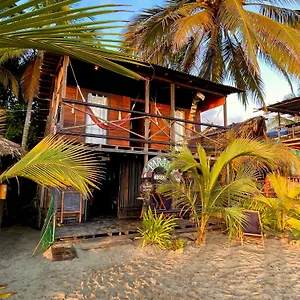Eco Paraiso Hostel
